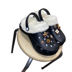 🚨SALE🚨📢 Platform crocs holey comfort shoes spring fashion